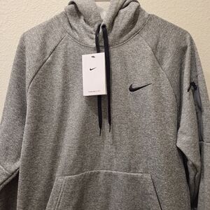 Nike Men's Gray Hoodie